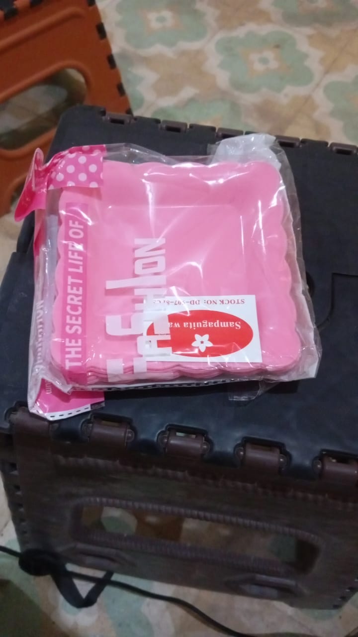 Square Plastic Dinner Plate Snacks / Breakfast, Restaurant Serving Trays Home School Coffee Hotel Kitchen Office (8 Pcs Set) Square Plastic Dinner Plate Snacks / Breakfast, Restaurant Serving Trays Home School Coffee Hotel Kitchen Office (8 Pcs Set)